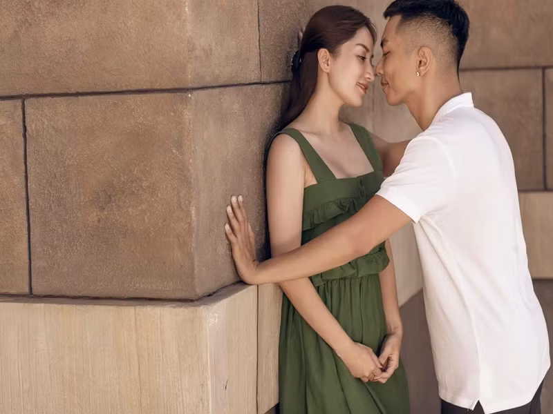 Việc trẻ đẹp bất chấp 2 lần sinh nở có lẽ là một trong số những lý do Khánh Thi khiến Phan Hiển ngày càng si mê.