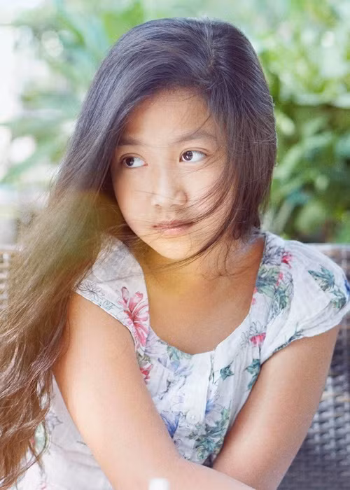 Bé Chíp là con gái đầu lòng của Mạnh Trường. Cô nhóc từng tham gia chương trình "Bố ơi, mình đi đâu thế" mùa 2 năm 2015. Trong chương trình, Chíp được yêu mến bởi xinh xắn, dễ thương và có tinh thần đoàn kết tuy nhiên thỉnh thoảng vẫn hay làm nũng bố.