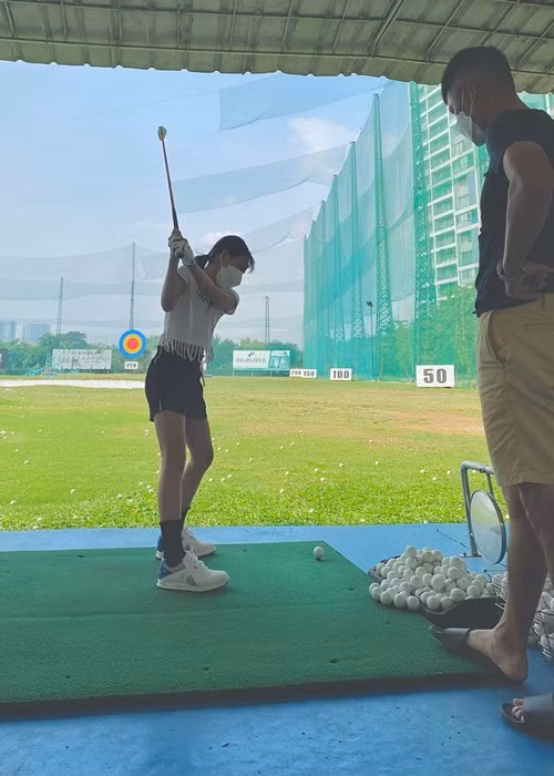 Thủy Tiên từng chia sẻ, con gái không có điểm nào giống mẹ ngoại trừ "mình dây".