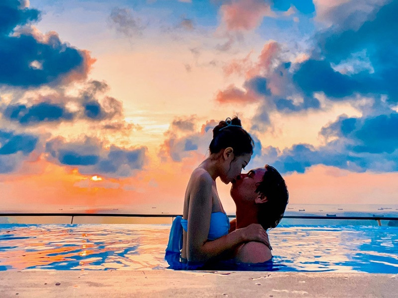 Trên trang cá nhân, Huỳnh Quý và Thụy Khanh thường xuyên chia sẻ những khoảnh khắc ngọt ngào bên nhau.