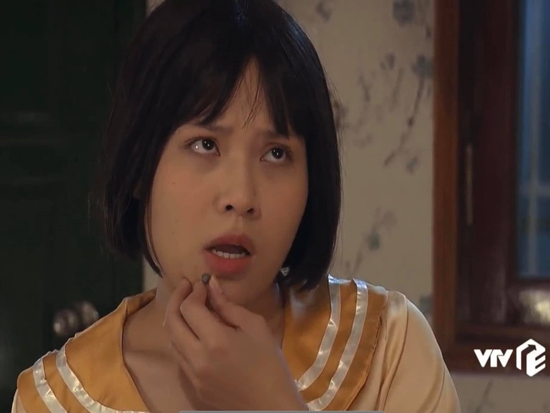 Ánh Tuyết không tham gia phim “Hương vị tình thân” phần 2 khi nhân vật Diệp phẫu thuật thẩm mỹ thành công. Người thay thế cô là Bích Ngọc.