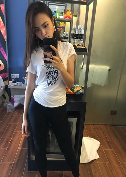 Thủy Tiên không ngại những hình ảnh thời chưa xuống cân bị khơi lại. Ảnh: FBNV