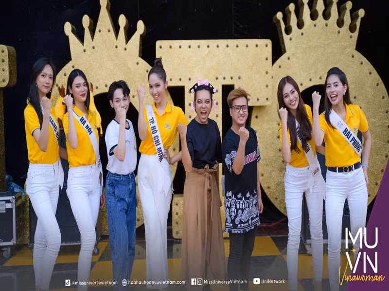 Cô là thành viên của nhóm do Á hậu Kim Duyên dẫn dắt.