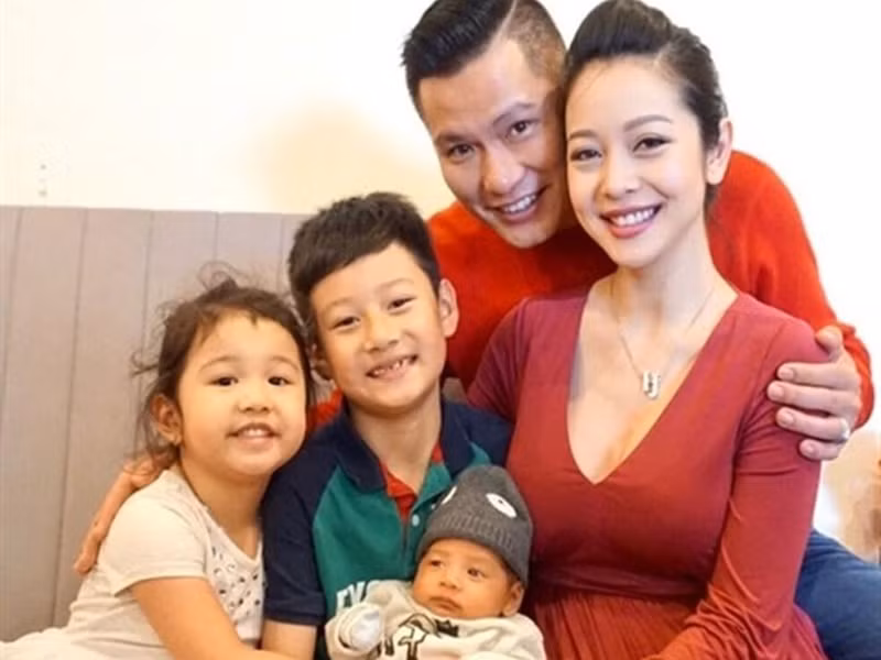 Gia đình Jennifer Phạm đã lên kế hoạch đi du lịch nhiều nơi làm phần thưởng cho Bảo Nam được vinh danh là thủ khoa. Ảnh: Dân Việt