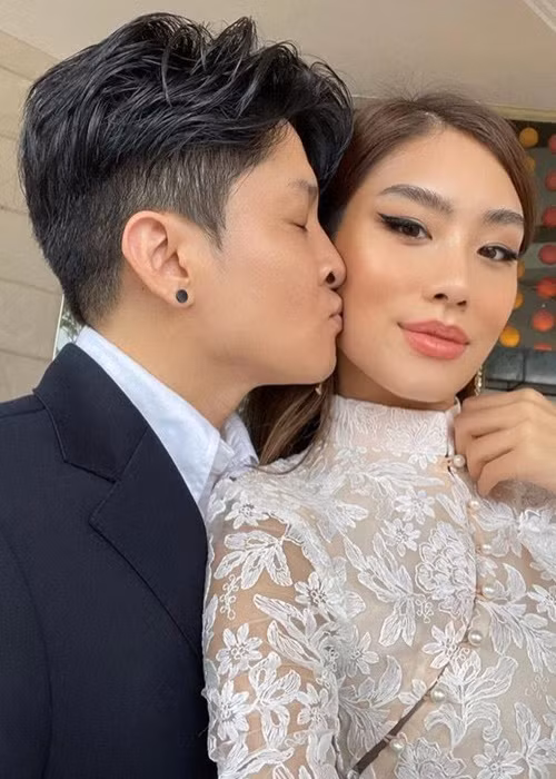 Nàng á hậu rung động trước tính cách chững chạc nhưng đầy thú vị của Bảo Long. Ảnh: Vietnamnet