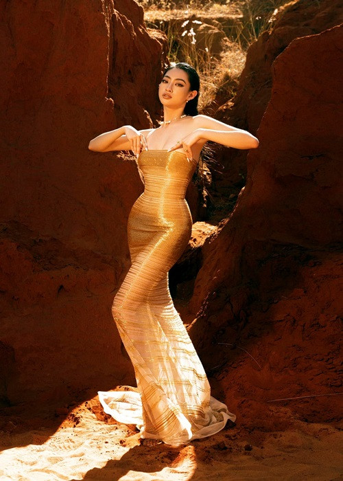 Lương Thùy Linh từng chia sẻ, cô đủ khả năng để chăm lo cho bản thân, phụ giúp gia đình cũng có tiết kiệm được một khoản nhỏ cho những dự định khác của mình.