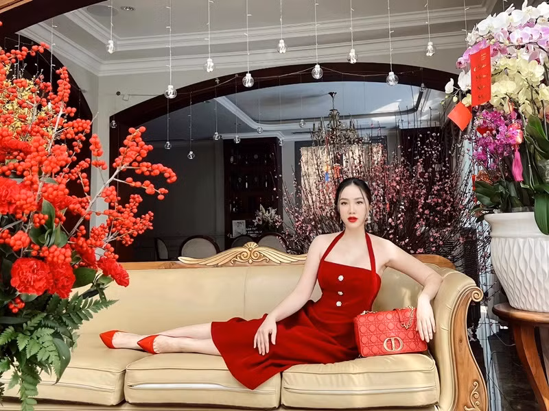 Để khán giả không quên mình, Bảo Thy sẽ lựa chọn tham gia các chương trình, ra bài hát mới, quay MV.