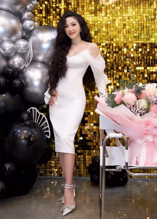 "Công chúa bong bóng" có trong tay tất cả ở tuổi 34.