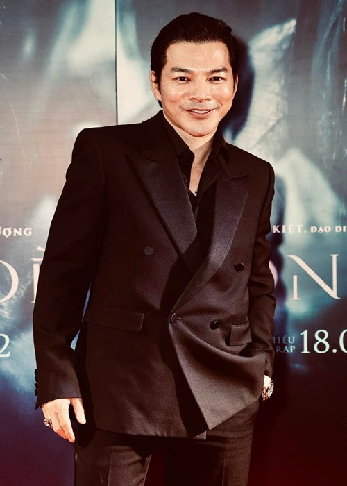 Trần Bảo Sơn không chia sẻ chuyện tình cảm trong những tháng qua. Anh cũng không đăng tải hình ảnh con gái thứ hai Bảo Khanh. Nhóc tì này chào đời năm 2020, vài lần lộ diện trên trang cá nhân của Trần Bảo Sơn. Về danh tính mẹ của bé Bảo Khanh, Trần Bảo Sơn giữ kín.