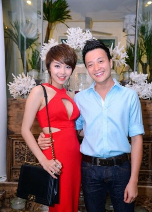 Đặc biệt, ở những cảnh hôn, Lương Mạnh Hải luôn chủ động để Minh Hằng nắm bắt cảm xúc nhanh nhất. Ảnh: Dân Trí