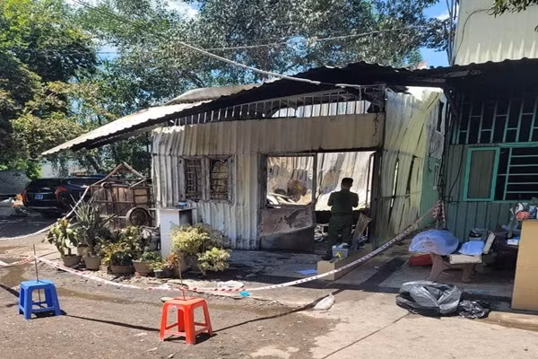 Vu chay 2 chi em tu vong o Thu Duc: Nghi pham la nguoi yeu gia dinh nan nhan