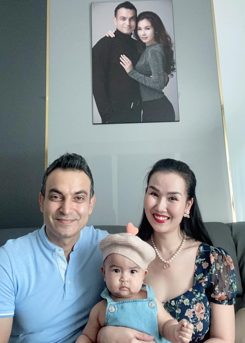 Nữ ca sĩ từng tự mình chống chọi với những thay đổi trong tâm lý sau sinh của một mẹ bỉm sữa.