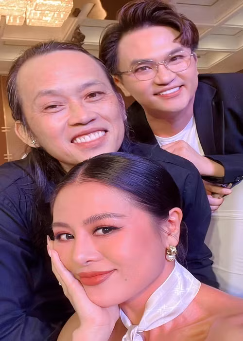 Nam danh hài hội ngộ Nam Thư. Ảnh: FB Nam Thư