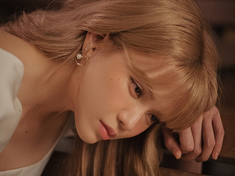 Thiều Bảo Trâm cho biết, ở ngoài đời thực, cô chưa có dự định cụ thể nào về chuyện tình cảm hay trở thành cô dâu. Ảnh: Dân Việt