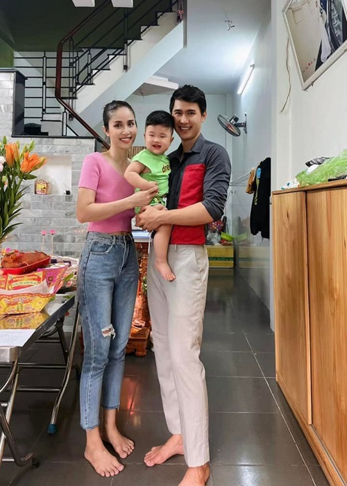 Vợ chồng diễn viên Thảo Trang - Trương Quang Pháp đang có một cậu con trai chung. Cặp đôi đặt tên quý tử là Trương Hoàng Lâm, tên thân mật là Brian.