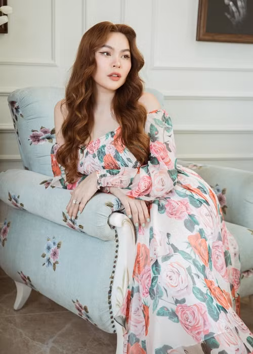 Sau khi ly hôn, Phương Lê bớt vào bếp, mua quà tặng bản thân nhiều hơn.