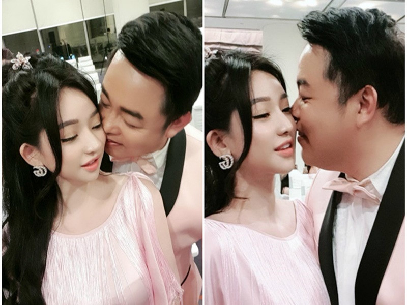 Không chỉ Phương Thanh, chuyện hẹn hò của nhiều sao Việt khác cũng khiến khán giả lẫn truyền thông quay cuồng vì những luồng thông tin khá mập mờ. Quang Lê là một trong số đó. Năm 2019, dư luận bàn tán xôn xao loạt ảnh tình cảm giữa Quang Lê và hot girl Ivy sau khi loạt ảnh thân mật giữa hai người được tung ra. Ảnh: Vietnamnet