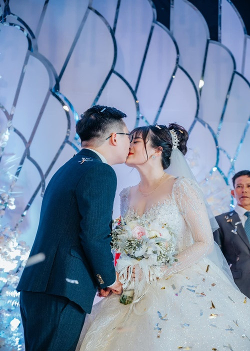 Nữ diễn viên phim " Sống chung với mẹ chồng" và nửa kia về chung một nhà sau 6 năm bên nhau. Ảnh: FBNV