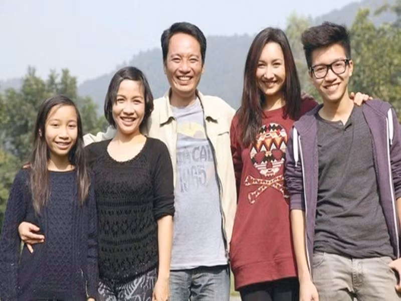 Mỹ Linh hy vọng con trai sẽ theo truyền thống gia đình. Tuy nhiên, Anh Duy tâm sự cậu yêu âm nhạc nhưng chỉ để ”chơi”. Ảnh: Thể thao văn hóa