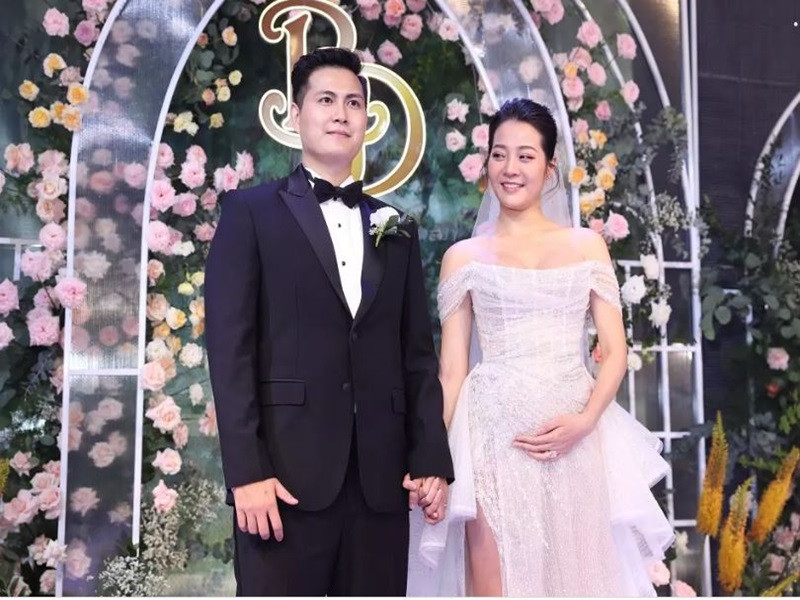 Nữ diễn viên không giấu chuyện cưới chạy bầu giống nhiều mỹ nhân Việt. Ảnh: Vietnamnet