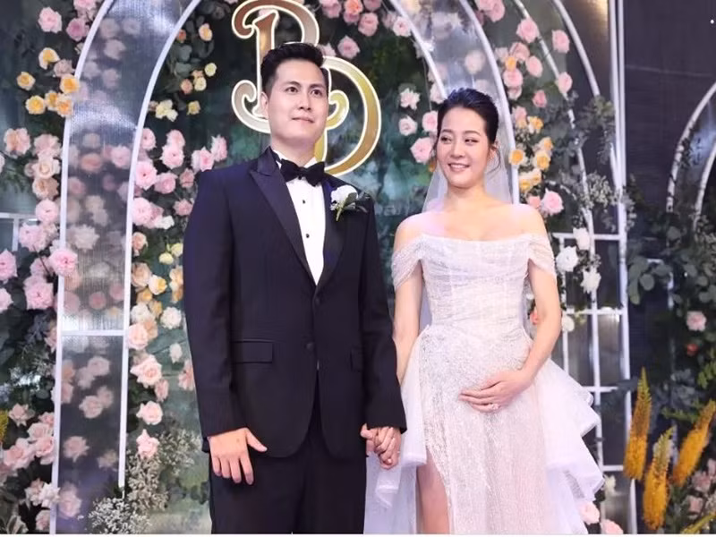 Nữ diễn viên không giấu chuyện cưới chạy bầu giống nhiều mỹ nhân Việt. Ảnh: Vietnamnet