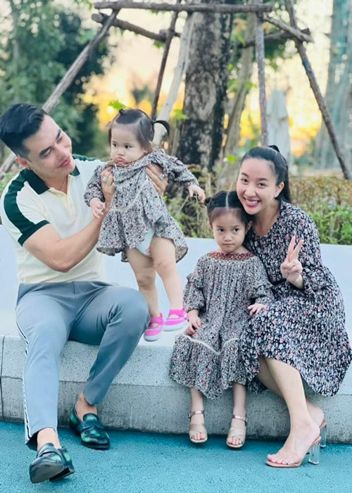 Bà xã của Bảo Lâm hiện tại mang bầu lần 3.