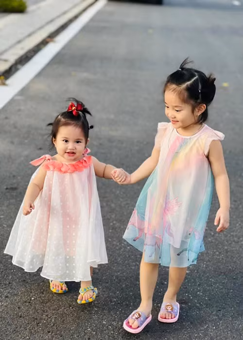 Bé Bảo Ngọc chào đời vào năm 2020 khi kinh tế của gia đình Lê Dương Bảo Lâm đã ổn định.