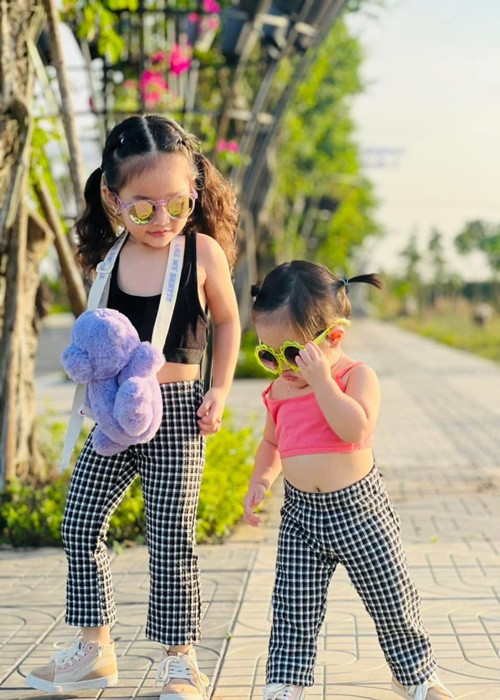 Những bức ảnh của hai bé Bảo Ngọc và Bảo Nhi thu hút sự chú ý của nhiều fan Lê Dương Bảo Lâm.
