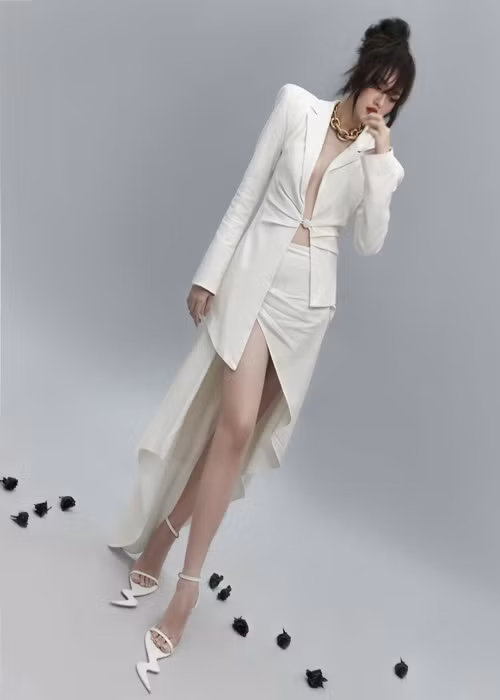 Concept cũng như ý tưởng của bộ ảnh lần này được Tường San ấp ủ nhằm đánh dấu tuổi 22.