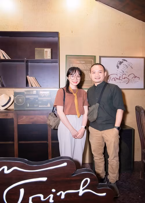 Tổ ấm hạnh phúc của MC Hải Đăng - con trai nhà báo Lại Văn Sâm To am hanh phuc cua MC Hai Dang - con trai nha bao Lai Van Sam