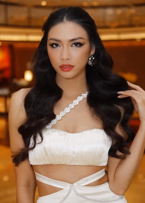 Nguyễn Oanh phân trần, cả ba không bàn bạc với nhau trước về tuyến đi nên gặp sự cố không mong muốn.