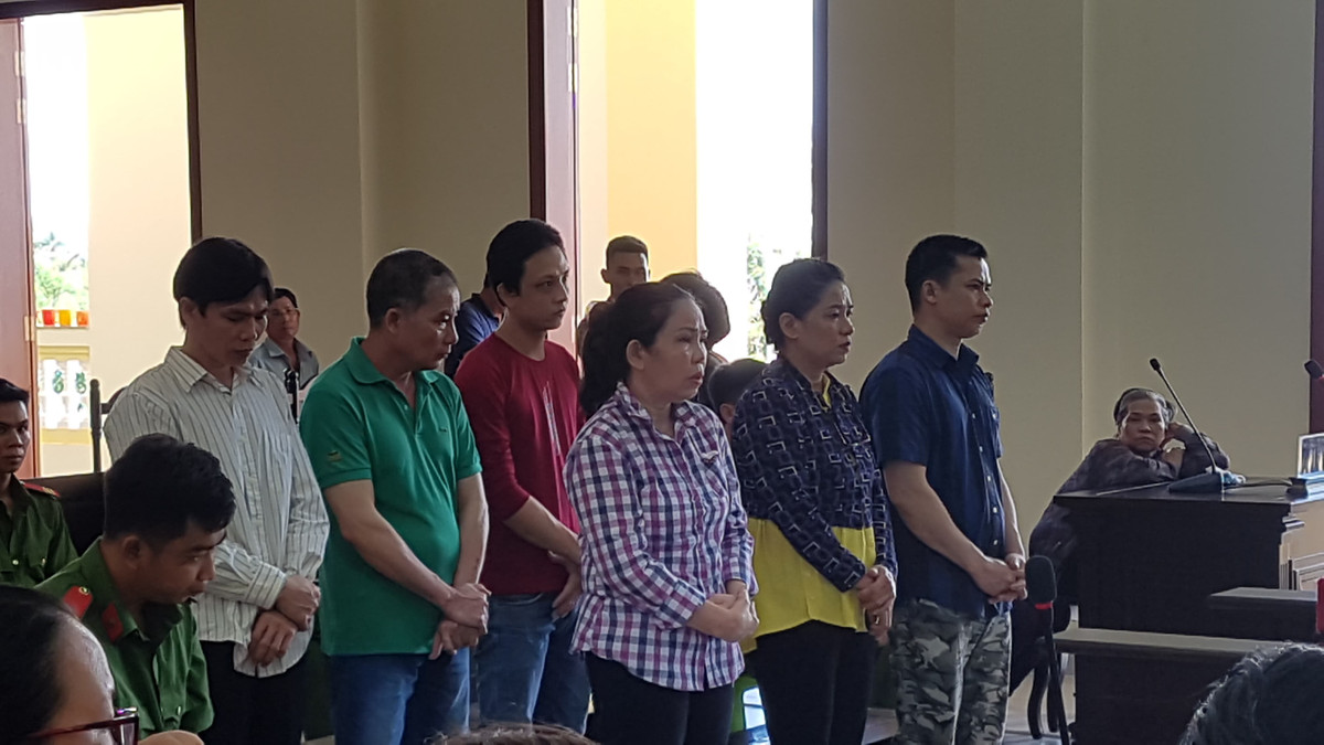 Người đàn bàn thuê giang hồ đốt ôtô khiến cha ruột tử vong Nguoi dan ban thue giang ho dot oto khien cha ruot tu vong