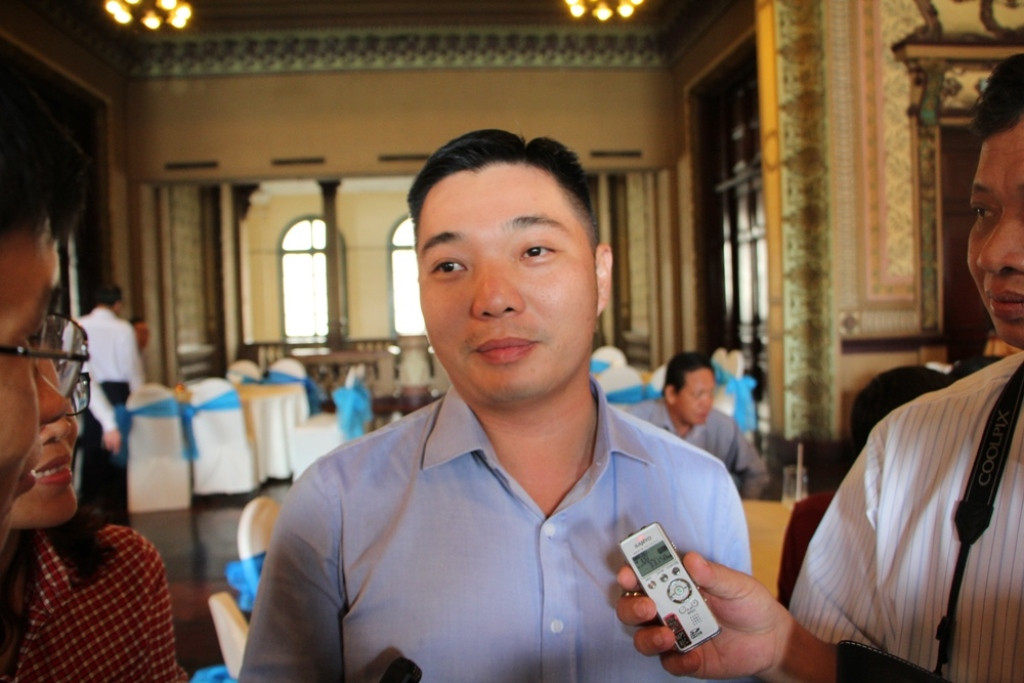 Vi sao Pho bi thu, Chu tich quan tre nhat TP HCM bi ky luat?-Hinh-2