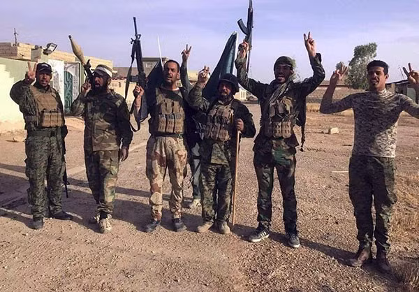 Các thành viên PMU hân hoan với chiến thắng mới nhất này. Nguồn ảnh FNA.