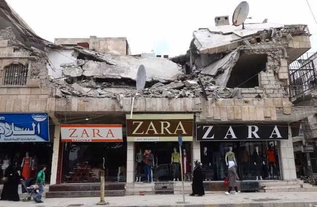 Người phát ngôn của IRGC Mezan Sharif đã bác bỏ những tin đồn vô căn cứ nhằm vào tướng Hajizad, và tố cáo kẻ thù của Iran “theo đuổi những ảo tưởng và tham vọng của họ, bằng cách tạo ra và lan truyền tin tức về cái chết của Hajizad”; ông Sharif còn cho biết, Tướng Hajizad rất khỏe mạnh và đang thực hiện các nhiệm vụ của mình.