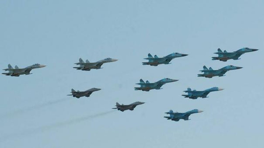 Bước đi kể trên sẽ dẫn tới việc làm cho một đất nước bị tê liệt và không có khả năng phản kháng. Tuy nhiên kế hoạch này không có tác dụng đối với Nga vì Moskva có khả năng tự túc cao.