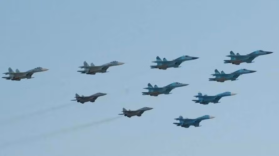 Bước đi kể trên sẽ dẫn tới việc làm cho một đất nước bị tê liệt và không có khả năng phản kháng. Tuy nhiên kế hoạch này không có tác dụng đối với Nga vì Moskva có khả năng tự túc cao.