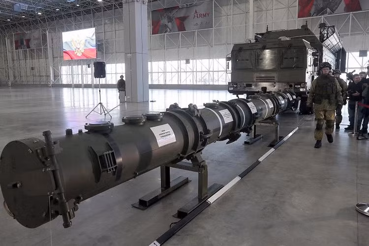 Nga chính là quốc gia có diện tích lãnh thổ rộng lớn nhất thế giới, lượng tài nguyên của họ chiếm tỷ trọng lớn và rất đầy đủ, gần như không phải phụ thuộc vào bên ngoài.