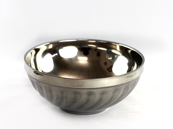 Đồng thời, nghiên cứu cũng chỉ ra rằng sự di chuyển của các nguyên tố kim loại trong bát inox giảm dần khi số lần sử dụng tăng lên. Có thể nói, bát inox mới có nhiều khả năng di chuyển kim loại hơn so với bát inox cũ.