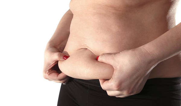 Đáng chú ý, bụng là vị trí được đánh giá dễ tích mỡ nhất. Đây cũng là nơi khó tác động giảm mỡ nhất, khiến việc cải thiện kích thước vòng eo trở nên khó khăn, nhiều người không kiên trì tới cùng.