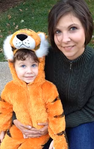 Stephen hiện trở thành một phần trong nghiên cứu về các loại virus khác nhau và các dấu hiệu virus có thể gây đột quỵ.