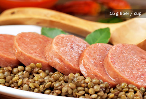  Đậu lăng Không chỉ ngon miệng và dễ kết hợp trong các món ăn, đậu lăng có nhiều chất xơ, và một lượng protein khỏe mạnh.