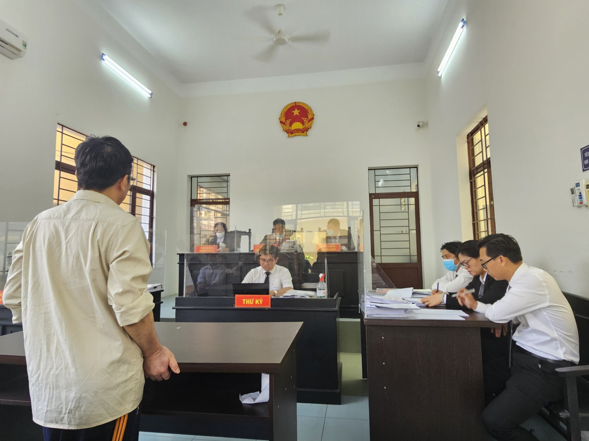 Vu co gai chet khi nang nguc: Bac si chi gay te, khong gay me de giam chi phi