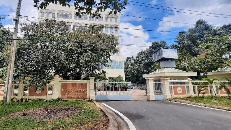 Lo dien nha thau thi cong chong set duong day 22kV Nhon Trach giai doan 2-Hinh-2