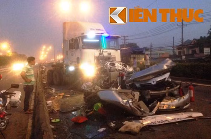 Am anh nhung tai nan chet nguoi hang loat do “hung than” container