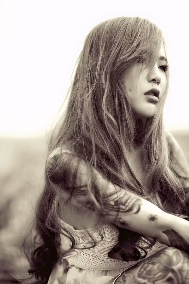 Kinni Ryuusaki thời còn con gái từng là một cô nàng thợ xăm nổi tiếng xứ Chùa Vàng.