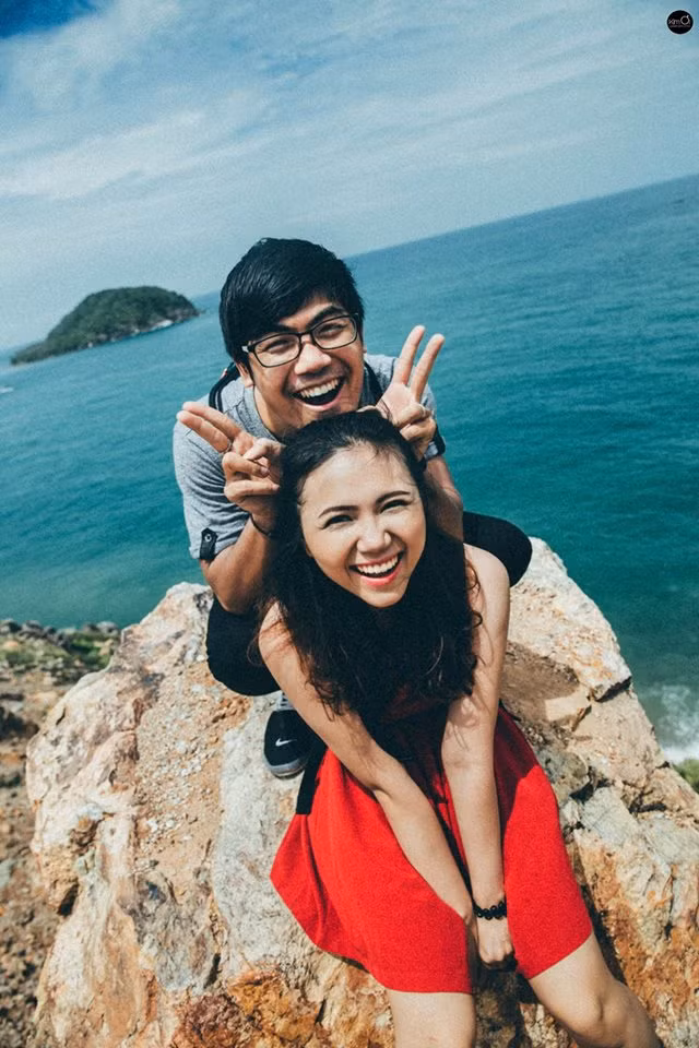 Cùng ngắm những bức ảnh cưới ngọt ngào tràn ngập tiếng cười của chàng và nàng.