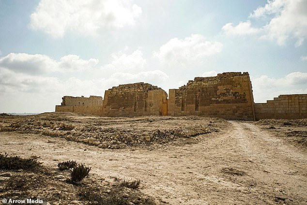 Với việc tìm thấy 2 xác ướp này, các chuyên gia hy vọng sẽ giúp tìm ra nơi yên nghỉ của Nữ hoàng Cleopatra và người tình Mark Anthony.