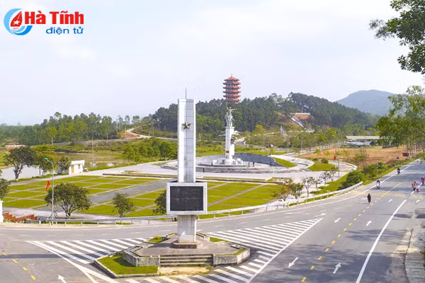 Sự hy sinh của 10 nữ thanh niên xung phong trên đã trở thành biểu tượng cống hiến to lớn của hàng triệu thanh niên yêu nước, sẵn sàng hy sinh tuổi thanh xuân vì độc lập, tự do của đất nước. Ảnh: Báo Hà Tĩnh.