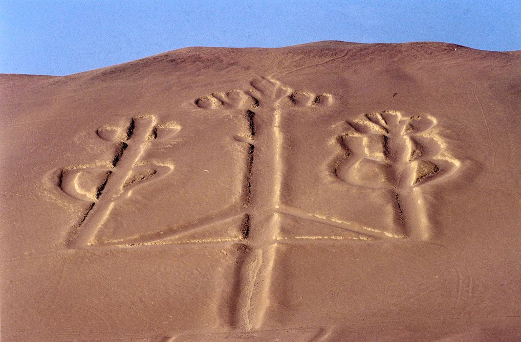 Dù vậy, đến nay, các chuyên gia vẫn chưa thể chứng minh giả thuyết này. Theo đó, bí ẩn về những đường kẻ Nazca chưa được làm sáng tỏ. Mời độc giả xem video: Peru phá hủy 58 đường băng của băng đảng buôn lậu ma túy. Nguồn: VTC14.